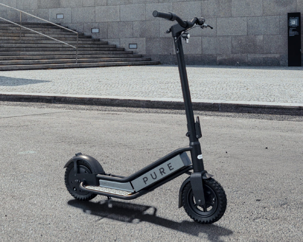 Pure Scooter Black & Gunmetal Escape