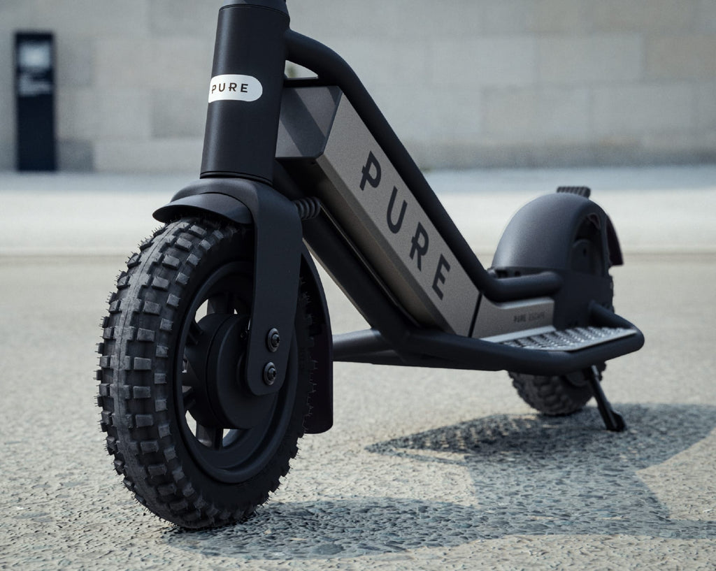 Pure Scooter Black & Gunmetal Escape