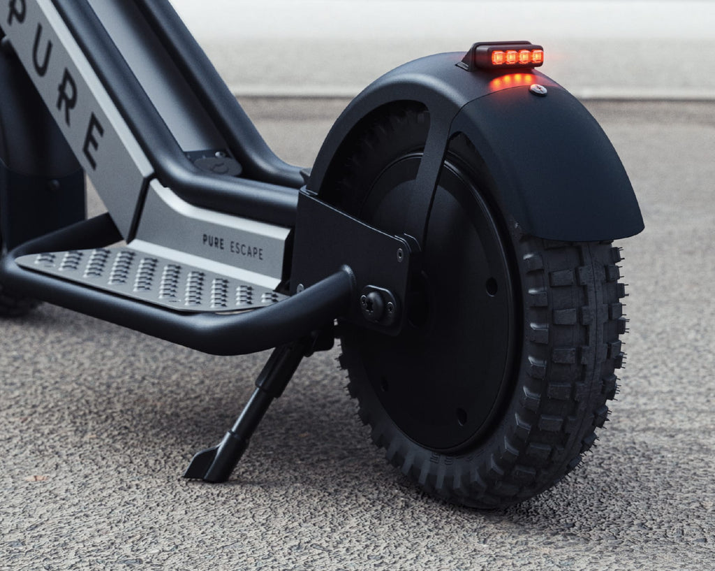 Pure Scooter Black & Gunmetal Escape